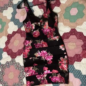 Trixxi size 7 floral bodycon dress